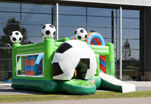 Castelo insuflável multijogador médio com tema futebol infantil. Encomende castelos insufláveis ​​online na JB Insufláveis ​​Portugal
